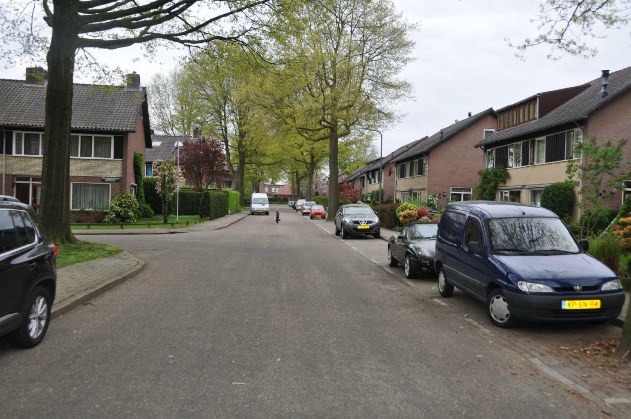 Huize Huizinga Bed & Breakfast De Steeg Exterior photo